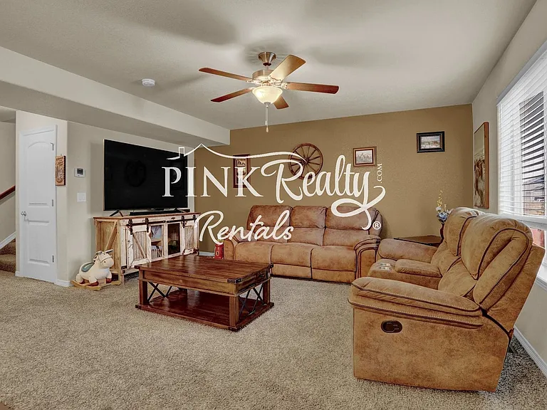 10887 Pigeon Dr — Photo 11