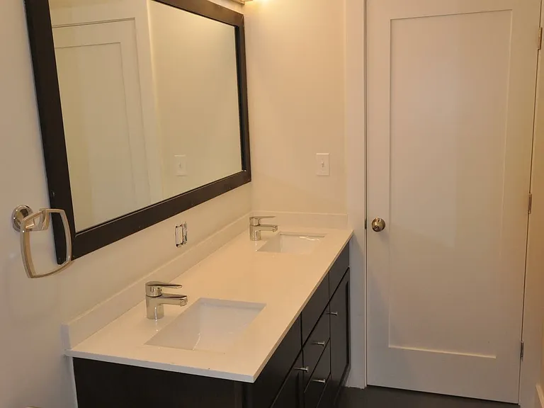 659 Massachusetts Ave #4B — Photo 3
