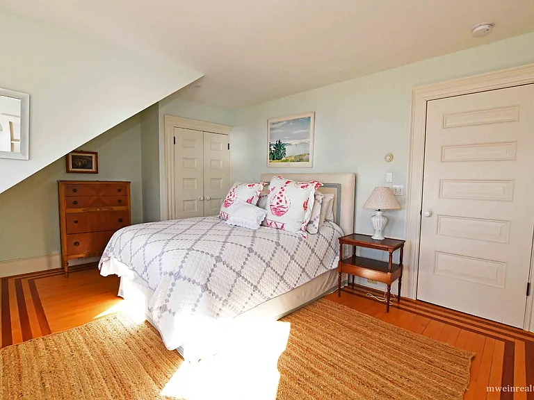Harbor Ln — Photo 14