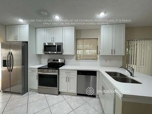 12684 SW 144th Ter — Photo 9