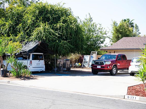 5th image of 6171 N Calaveras St