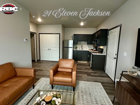 2411 S Jackson Ave #7