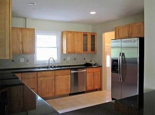 1154 S 93rd St, Omaha, NE 68124