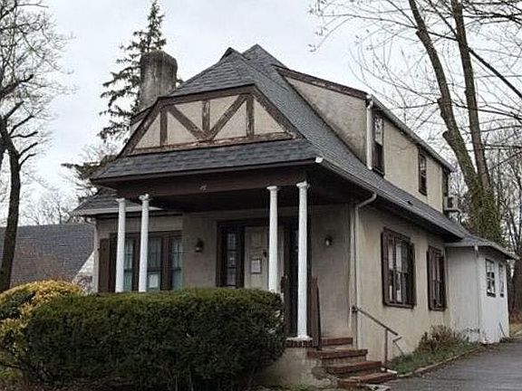 2nd image of 16 Landing Rd