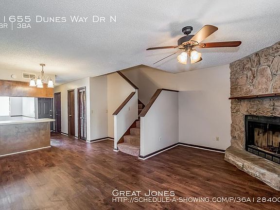 3rd image of 11655 Dunes Way Dr N