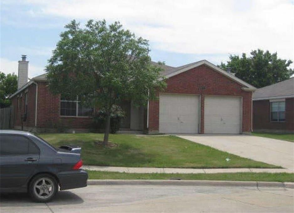 1st image of 2204 Hamden Ct