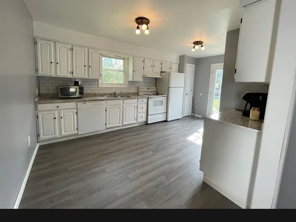 210 4th St, Friendship, OH 45630