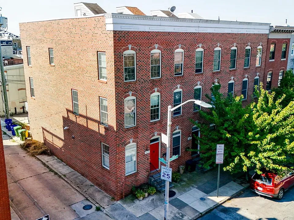 2119 E Fairmount Ave
