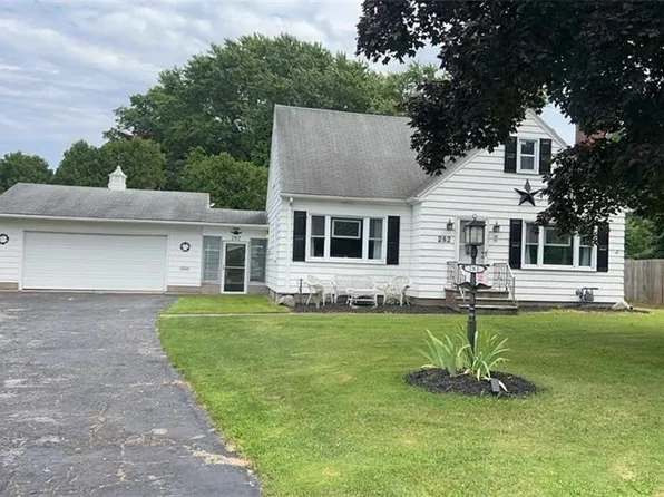 282 Buckman Rd, Rochester, NY 14615