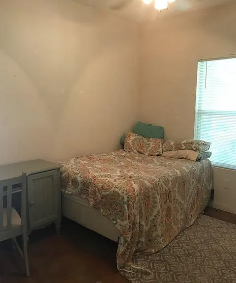 1112 Jones St — Photo 14