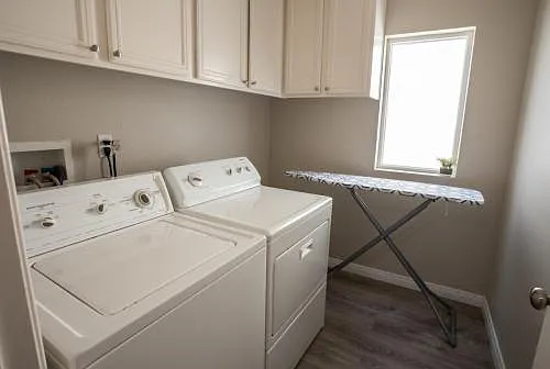 1723 Kincaid Ave — Photo 14