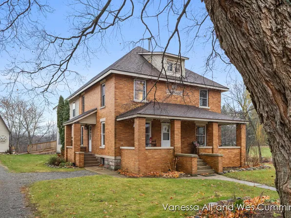 9566 Peach Ridge Ave NW, Sparta, MI 49345