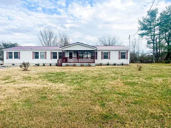 725 Hulon Ferrell Rd, Baxter, TN 38544