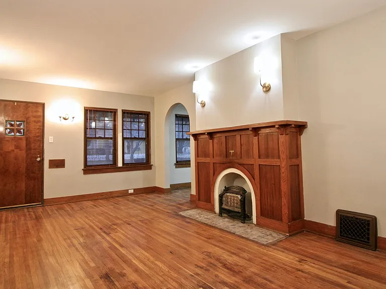 1411 W Murdock St — Photo 3