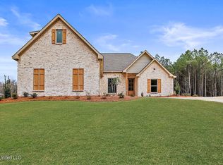 1646 Old Lake Rd, Brandon, MS 39042