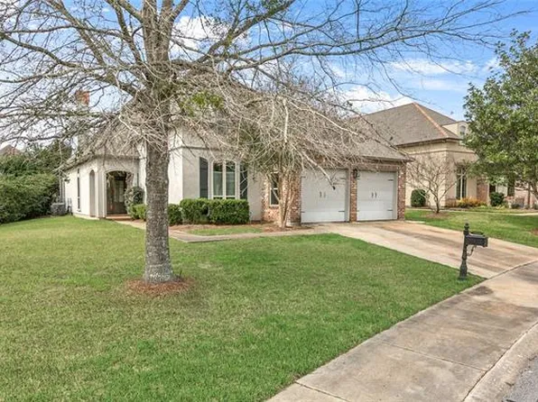 19466 Kelly Wood Ct, Baton Rouge, LA 70809