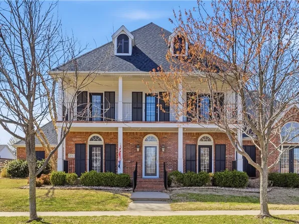 276 Ireland St, Springdale, AR 72762