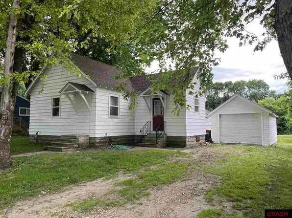 1032 1st Ave S, Saint James, MN 56081