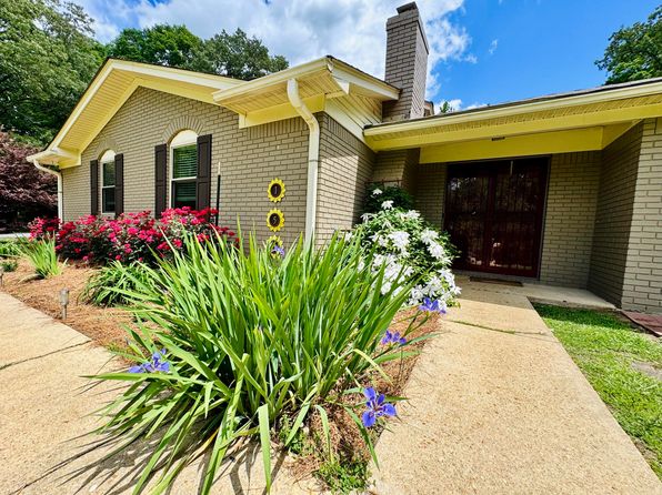1153 County Road 209, Blue Springs, MS 38828