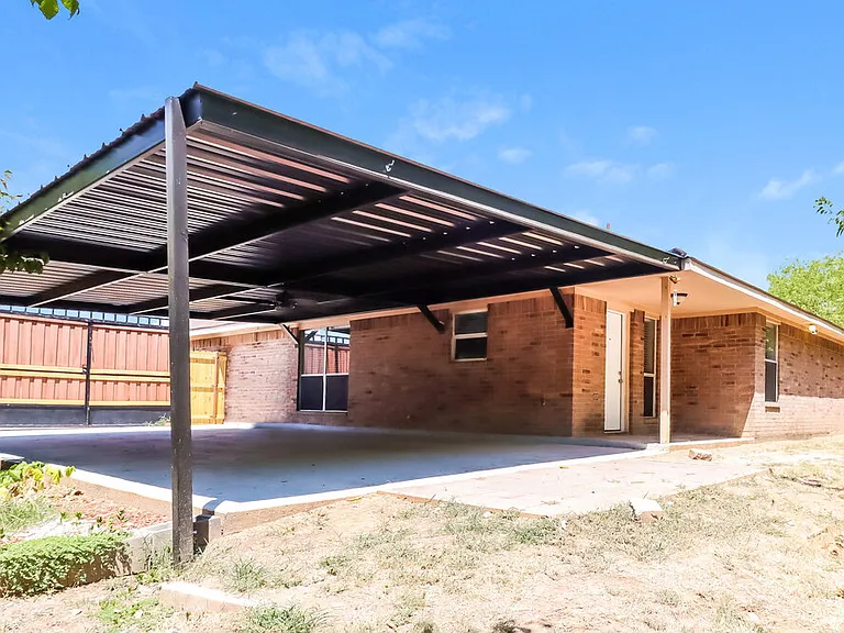 704 Mimosa Trl — Photo 15