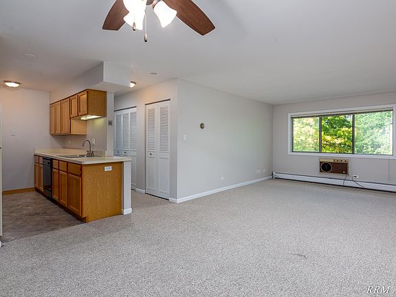 2nd image of 206 W Maple Ave APT 2C