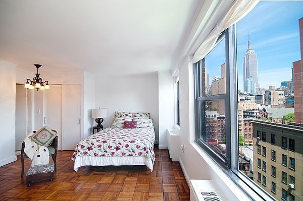 1st image of 200 E 27th St APT 10M