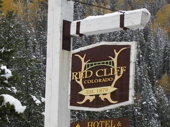 Red Cliff, charming enclave minutes to Vail and Beaver Creek