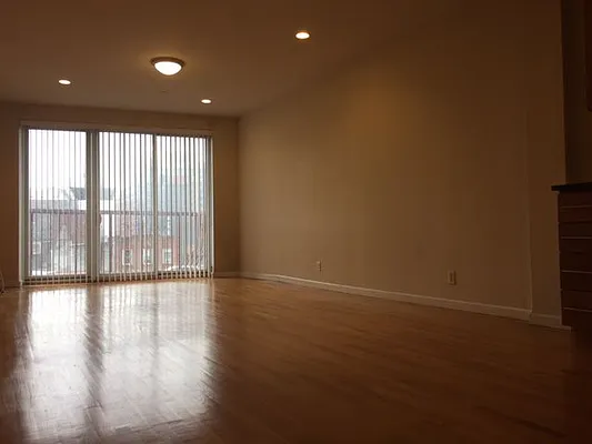 Rented by Big Square Realty LLC | media 17