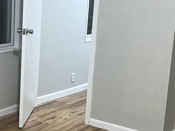 3rd image of 13 Holland Ave #1