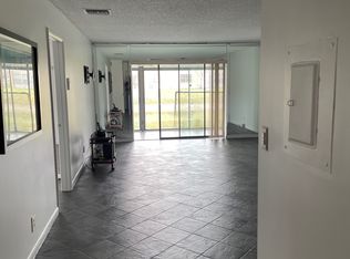 125 Lake Paula Dr, West Palm Beach, FL 33411