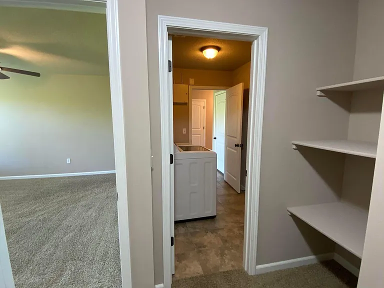 5801 Abercorn Dr — Photo 12