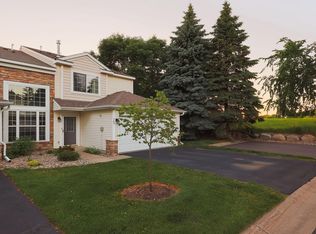 368 Wilderness Dr, Chaska, MN 55318