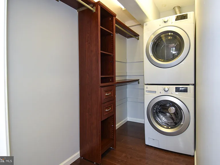 308 Forbes St #I — Photo 20