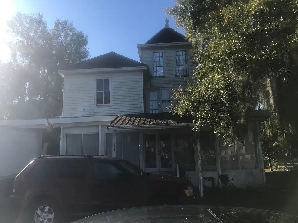 334 E Duval St