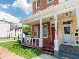 39 Pine St, Mount Holly, NJ 08060