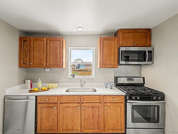 3rd image of 4885 W 11th Avenue