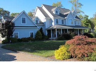 48 Juniper Ter, Tuxedo Park, NY 10987