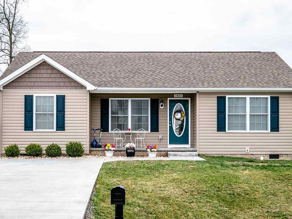 1st image of 1451 Mandolin Ave