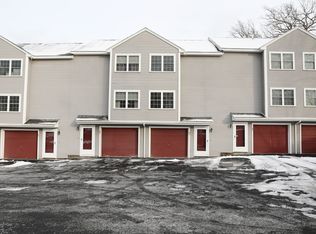 80 Smith St #4B, Lowell, MA 01851