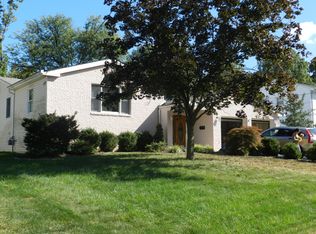 80 Drake Rd, Somerset, NJ 08873