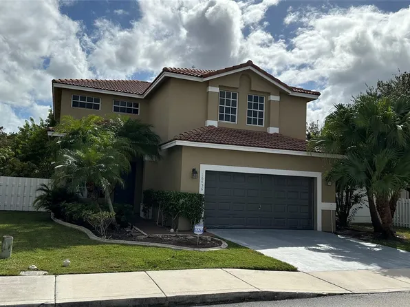 16456 NW 18th Street, Pembroke Pines, FL 33028