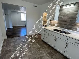 616 S Duluth Ave #2, Sioux Falls, SD 57104