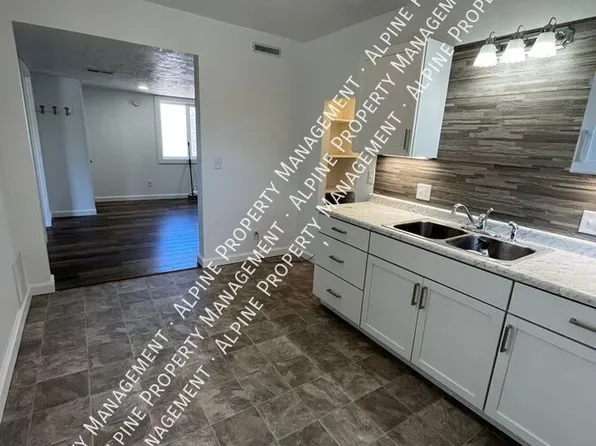 616 S Duluth Ave #2, Sioux Falls, SD 57104