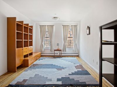 323 Pleasant Ave APT 3, New York, NY, 10035