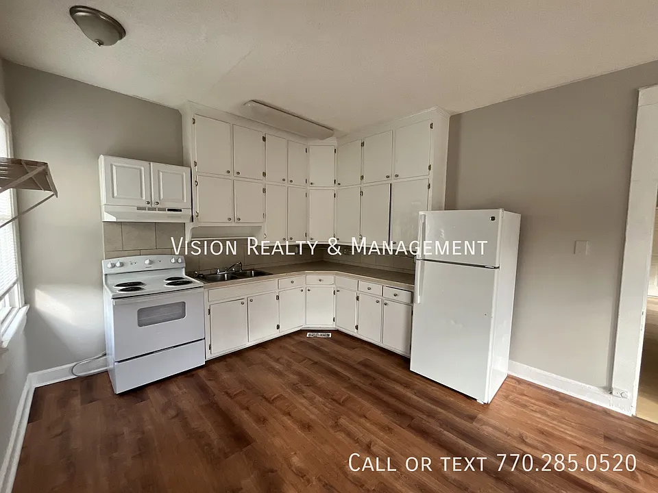 214 Hamilton Ave #F