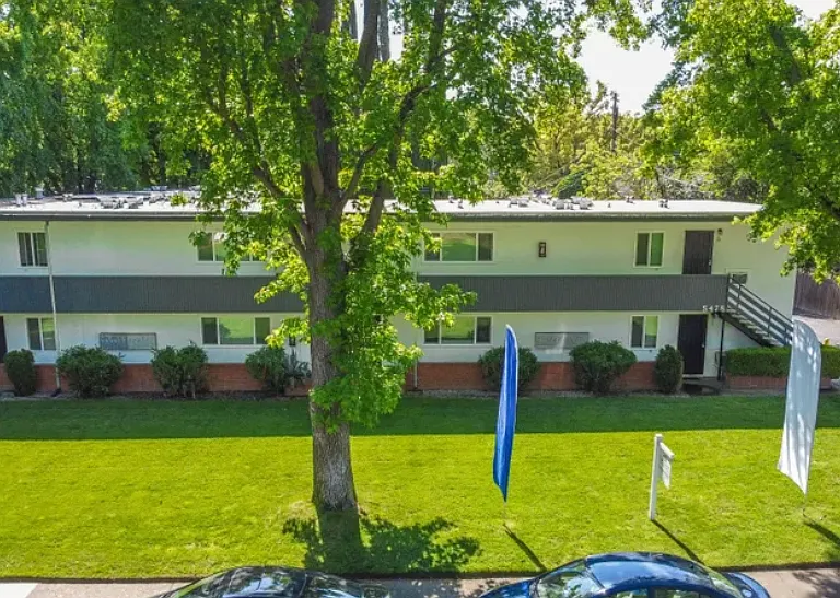Carlson Drive Apartments — Photo 26