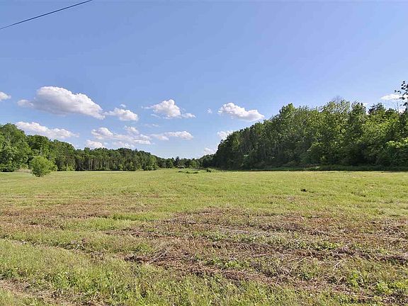 5th image of 371 Malden Tpke