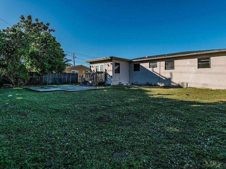 2nd image of 6732 SW 19th Street