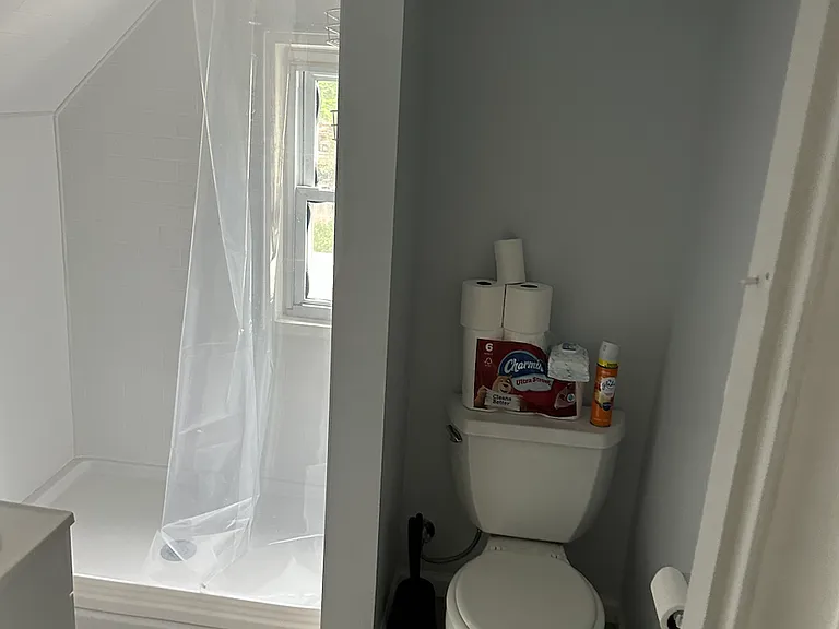 447 Washington Ave #B — Photo 5