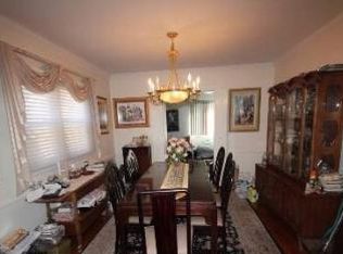 18462 Midland Pkwy, Jamaica, NY